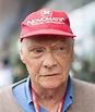 Niki Lauda auf dem Weg der Besserung: "Kämpft wie ein Löwe" | GMX.AT
