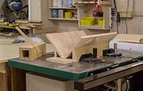 Splined Miter Table Saw Jig – Free Woodworking Plan.com