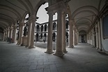 milán italia 26 de abril de 2021 claustro de la academia de bellas ...