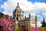La Basilique Sainte-Thérèse de Lisieux | Authentic Normandy : Office de ...