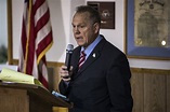 Roy Moore vows to take gloves off in final weeks of Alabama Senate race ...