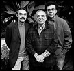 Gabriel García Márquez junto a sus hijos Gonzalo y Rodrigo. | Nobel ...
