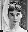 Pin by anna on audrey hepburn | Audrey hepburn hair, Audrey hepburn ...