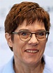 CDU-Chefin Annegret Kramp-Karrenbauer im Phantasialand statt bei Saar ...