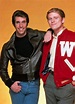 The Fonz and Richie Cunningham | The fonz, Happy days tv show, Happy day