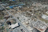 File:Hurricane katrina damage gulfport mississippi.jpg - Wikipedia