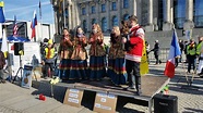 Völkerfreundschaft ! | Russian folk, Folk music, Folk