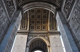 El orgullo de Napoleón hecho monumento: seis curiosidades del Arco del ...