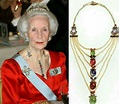 Crown Princess Margaret's scarab necklace:Lilian May Davies.Princesa ...