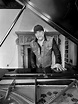 Kultproduzent DANIEL LANOIS kündigt neues Album „Player, Piano“ an