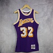 Camiseta Magic Johnson. Los Angeles Lakers. 32# NBA 1984-1985.Swingman ...