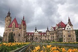 31 Jaw-Dropping Famous Landmarks in Poland You Must Visit