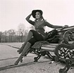 Raffaella Carra on a park bench in London on January 17, 1972 ...