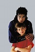 Michael Jackson & Jimmy Safechuck | 1989 with Jimmy Safechuck ...