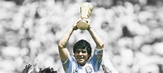 Diego Armando Maradona, biografía del astro del fútbol mundial