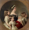 A rainha Vitória e seus quatro primeiros filhos; Vitória usa um vestido ...