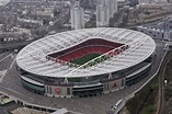 Emirates Stadium está situado en el norte de Londres, en el barrio de ...