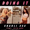 Charli XCX con Rita Ora: Doing it, la portada de la canción