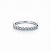 Tiffany Forever 鉑金半環鑽石鉑金結婚戒指，2.2 毫米| Tiffany & Co.