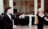 John Travolta recuerda cómo fue su mágico baile con Lady Di (Video ...