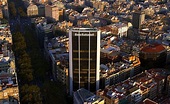 Torre BancSabadell en Barcelona. Cómo llegar: https://maps.google.com ...