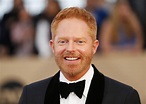 Jesse Tyler Ferguson on his work husband, foodie antics - CBS News