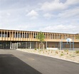 Galería de Jardín de infancia y escuela primaria / G+ architectes ...