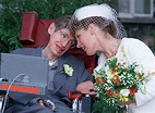 Stephen Hawking's tangled private life: Two marriages ended in divorce ...