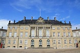 El Palacio Real De Amalienborg En Dinamarca Foto de archivo - Imagen de ...