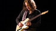 Robben Ford takes you on a guided tour of his impressive pedalboard ...