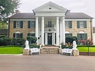 Graceland, the home of Elvis Presley - aimeeness.com