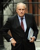 Paul Dacre resigns as Daily Mail editor after 26 years