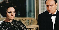 Die Gräfin von Hongkong · Film 1967 · Trailer · Kritik
