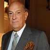 SwashVillage | Oscar de la Renta Biografía