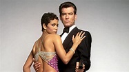 Pierce Brosnan salvó a Halle Berry de ahogarse en el set de James Bond