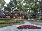Michael Jackson's Neverland Ranch - $100 Million - LuxuryHomes.com - Living