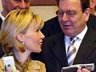 news.ch - Schröder adoptiert zweites russisches Kind - Soziales ...