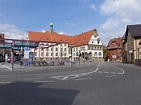 Feuerbach, Rathaus am Wilhelm Geiger Platz (10.04.2016) - Staedte-fotos.de
