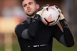 Karl Darlow fires transfer warning to Newcastle and says he won't go ...