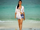 Deepika Padukone Hot Bikini Pics and Stills - SPICYIMGS