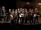 Lyle Lovett and His Large Band – Bright Future Foundation