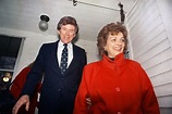 Lee Hart, Wife of Ex-Senator Gary Hart, Dies at 85 - The New York Times