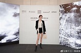 甄子丹曾為她下跪！51歲「香港第一美腿」近照曝光 - 自由娛樂