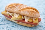 Sandwiches, Hamburgers, Hot Dog Archivi - Jammin hotel 1 star at Riccione