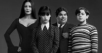 Mercredi : premier teaser pour la série Famille Addams de Tim Burton ...