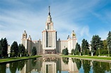 Universidad De Estado De Lomonosov Moscú En El Verano, Moscú, Rusia ...
