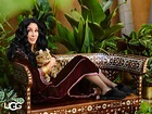 UGG Invite la Chanteuse Cher dans sa Campagne Ete 2022 - MaxiTendance