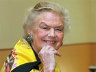 Sheila Kitzinger: Natural childbirth advocate who challenged the ...