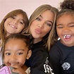 Khloe Kardashian reveals her orange and red face after daughter True ...