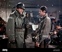 Henry Fonda y Charles Bronson en la batalla de la bala - película promocional Fotografía de ...